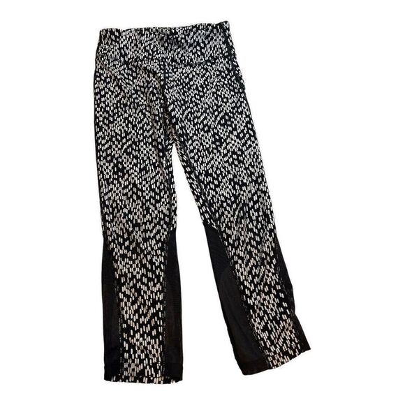 NIKE| Dri-Fit Black White Print Mesh Leggings sz S - Picture 1 of 13